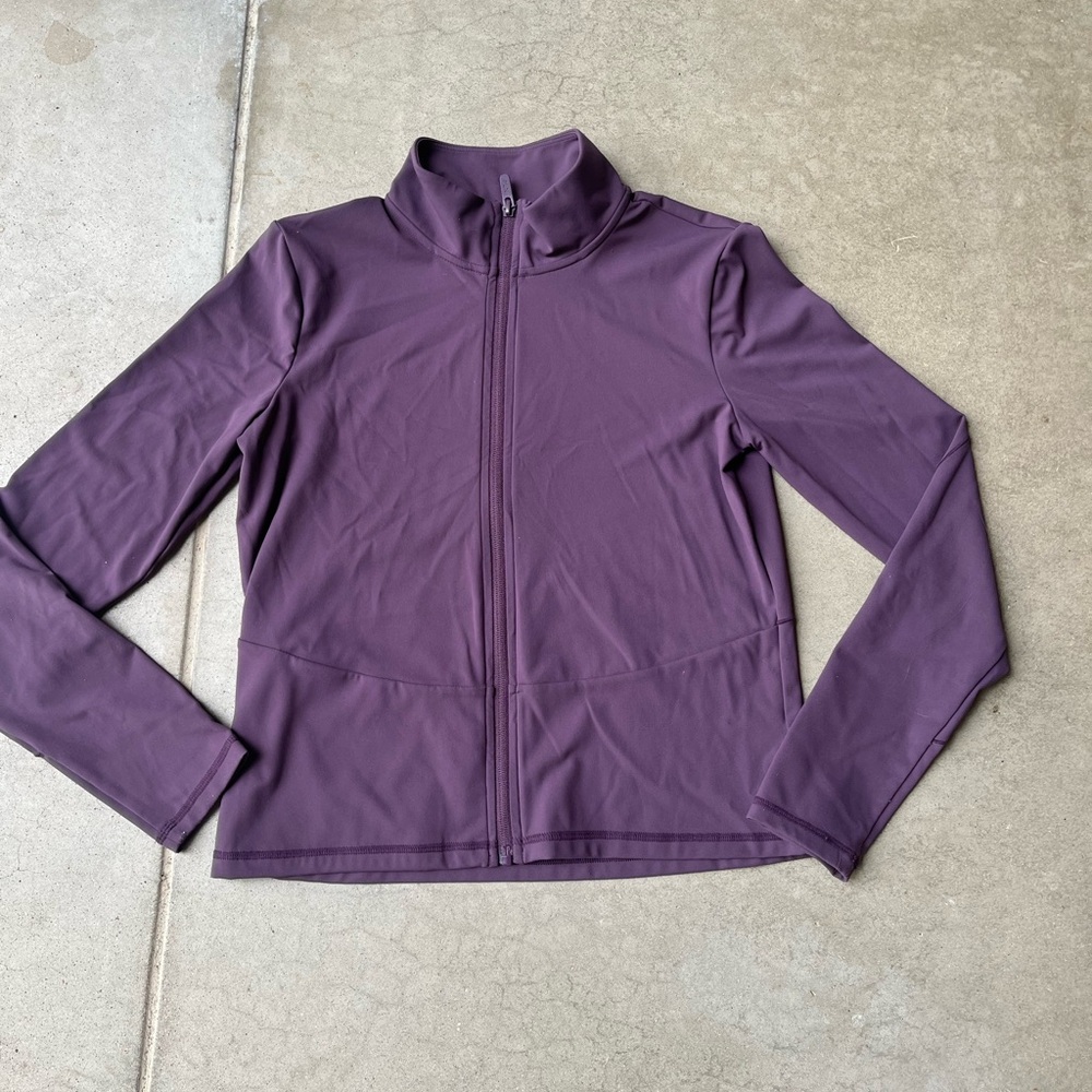 Women's athletic wear sweater